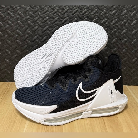 Nike LeBron Witness 6 Black Dark Obsidian Basketball Shoe CZ4052-002 Men Sz 11.5